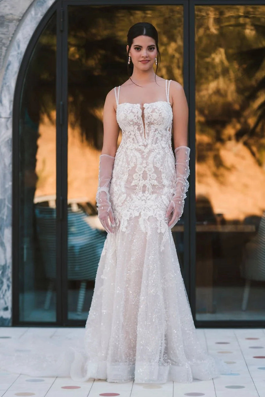 Lace Mermaid Wedding Dress with Spaghetti Straps