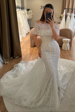 Pearl-Embellished Corset Mermaid Wedding Dress