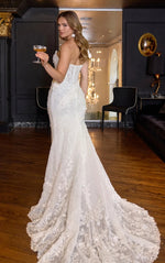 Sweetheart Lace Mermaid Wedding Gown with Train