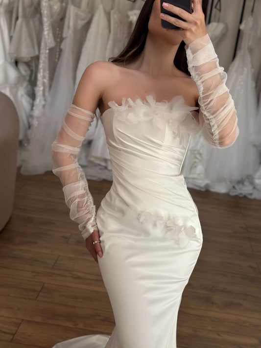 Strapless Ruched Satin Mermaid Wedding Dress