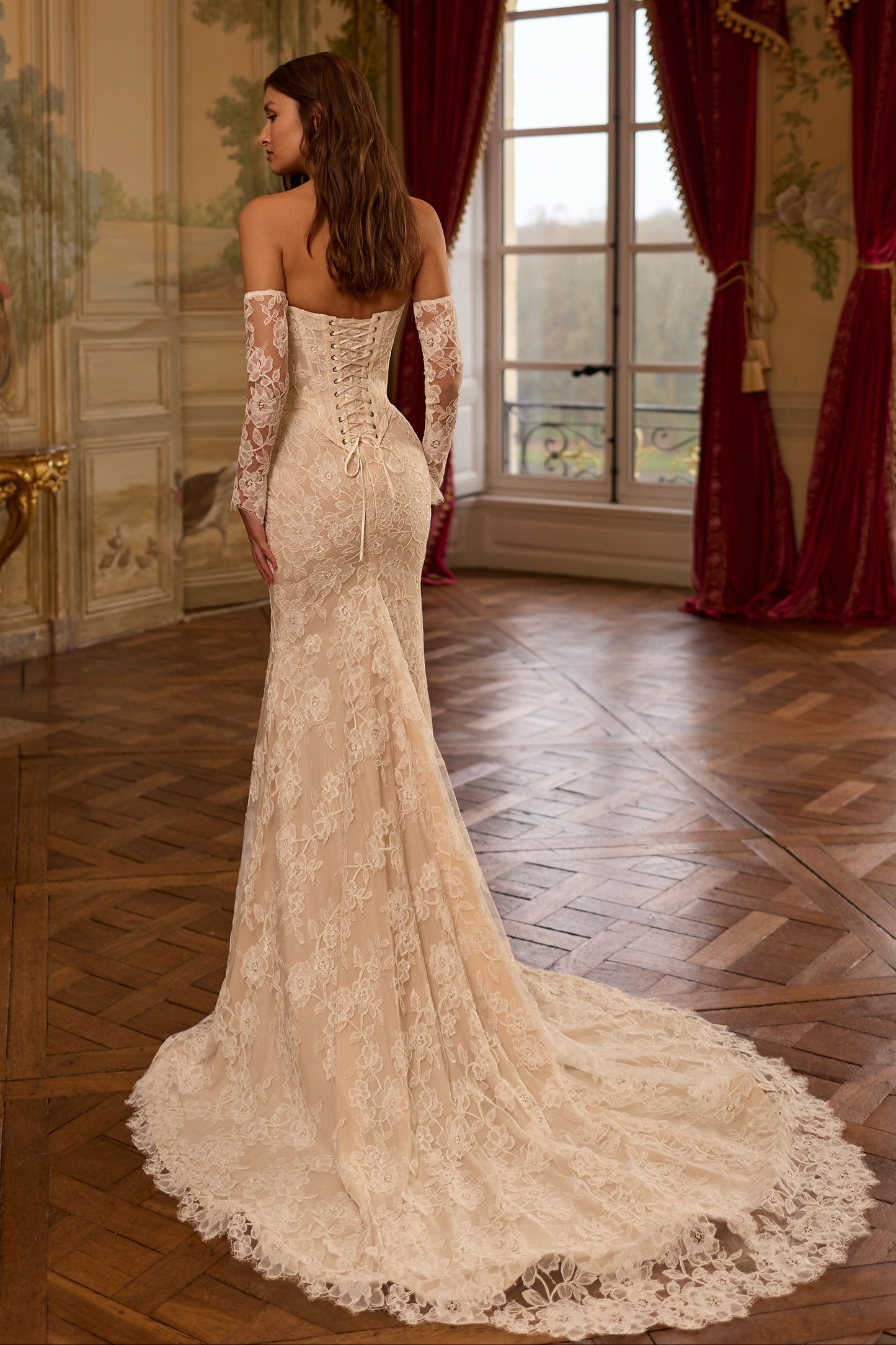 Lace Mermaid Wedding Dress with Basque Waist