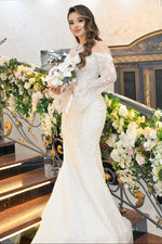 Off-the-Shoulder Lace Mermaid Wedding Dress