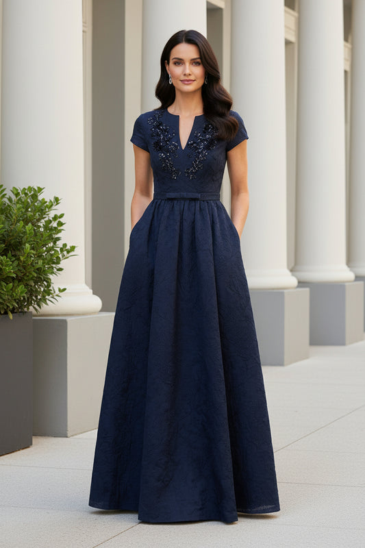 Elegant Jacquard A-Line Evening Gown with Pockets