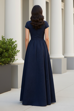 Elegant Jacquard A-Line Evening Gown with Pockets