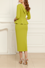 Elegant 3/4 Sleeve Midi Dress with Floral Applique