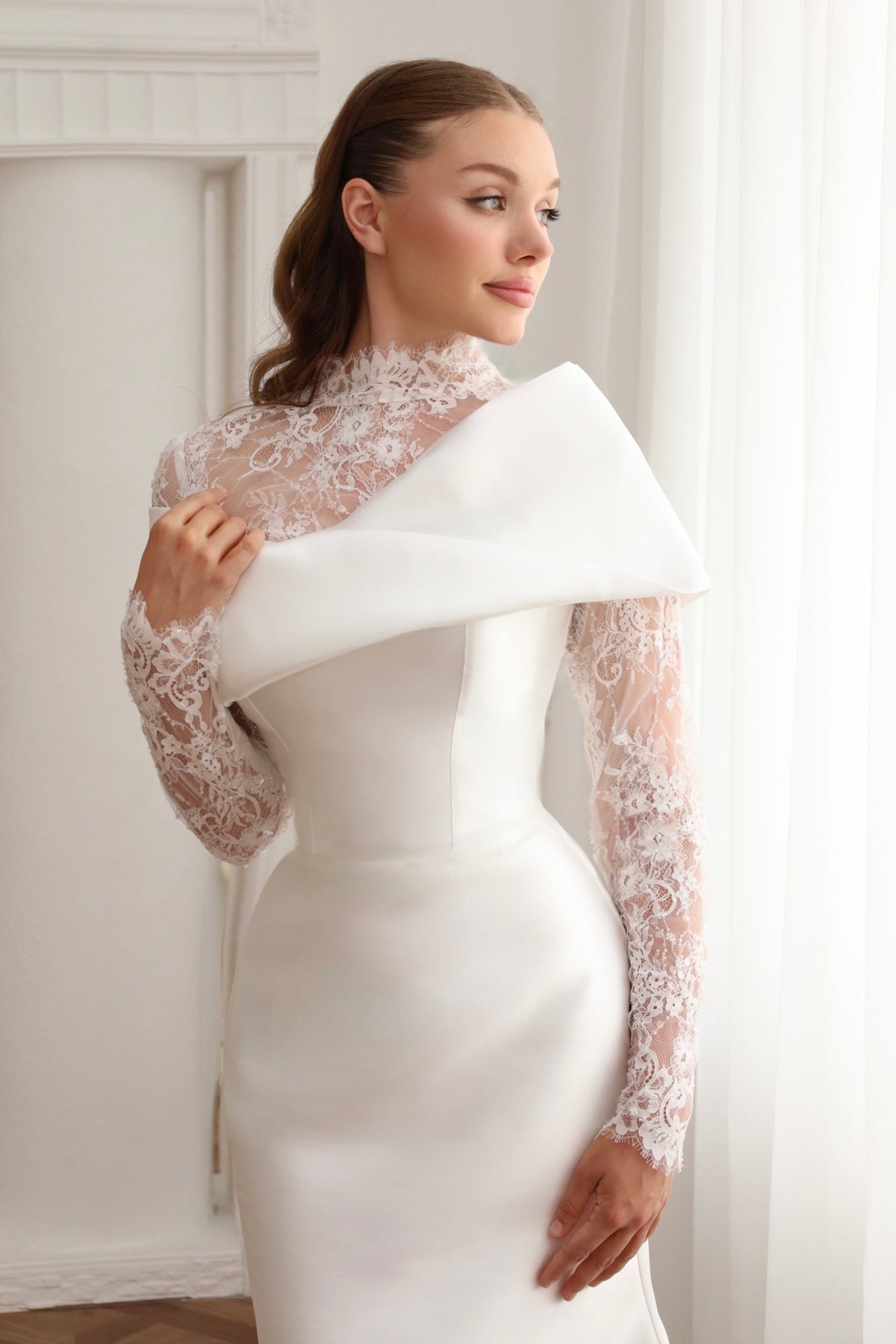 High Neck Lace Long Sleeve Trumpet Wedding Dress