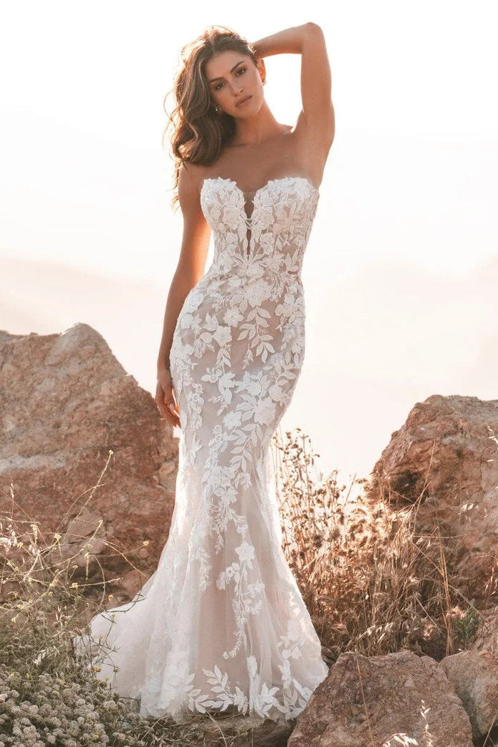Strapless Sweetheart Mermaid Lace Wedding Dress