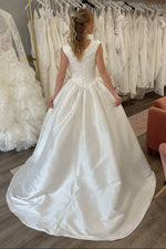 Ruched Basquewaid Satin Ball Gown Wedding Dress