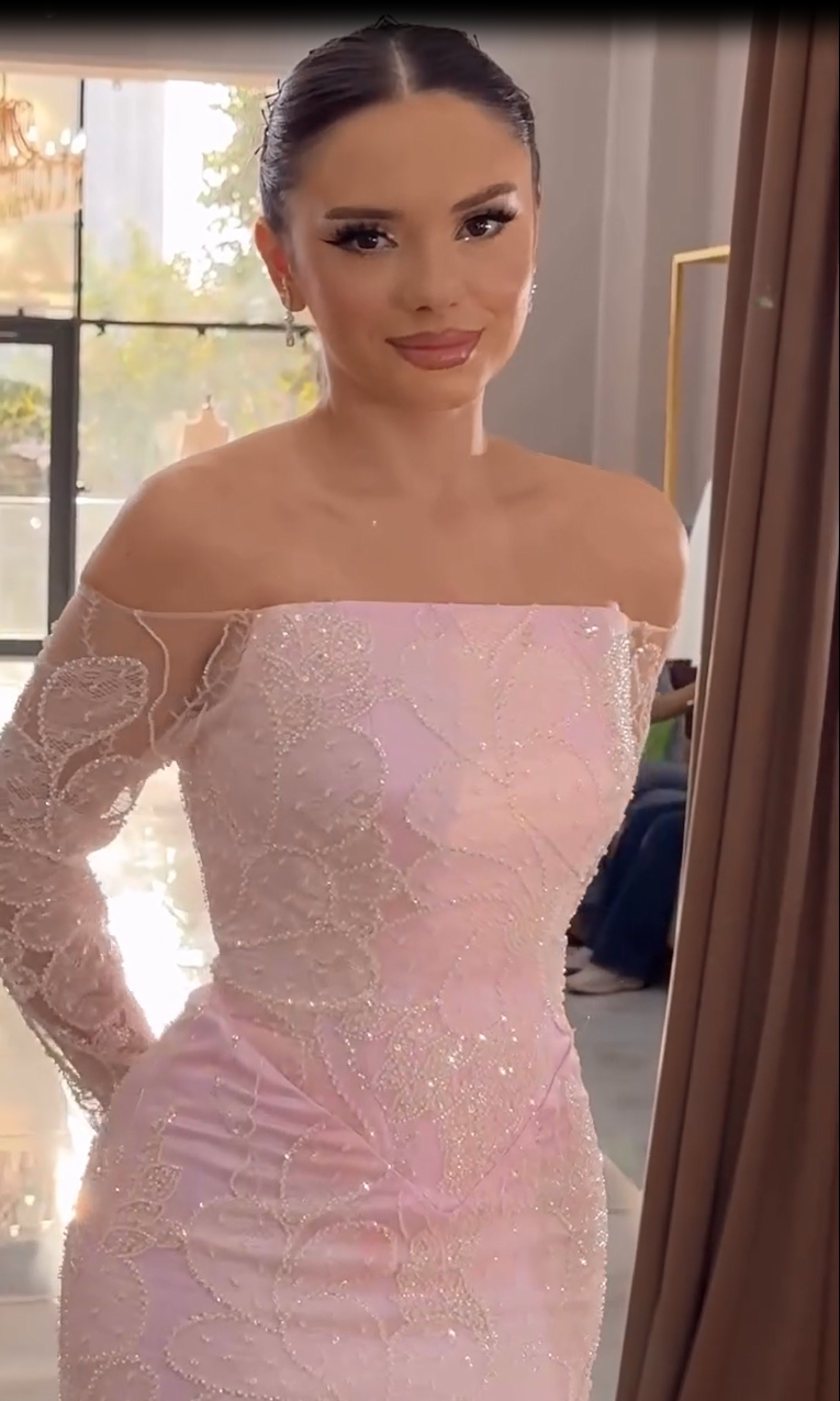 Off-the-Shoulder Lace Mermaid Evening Gown