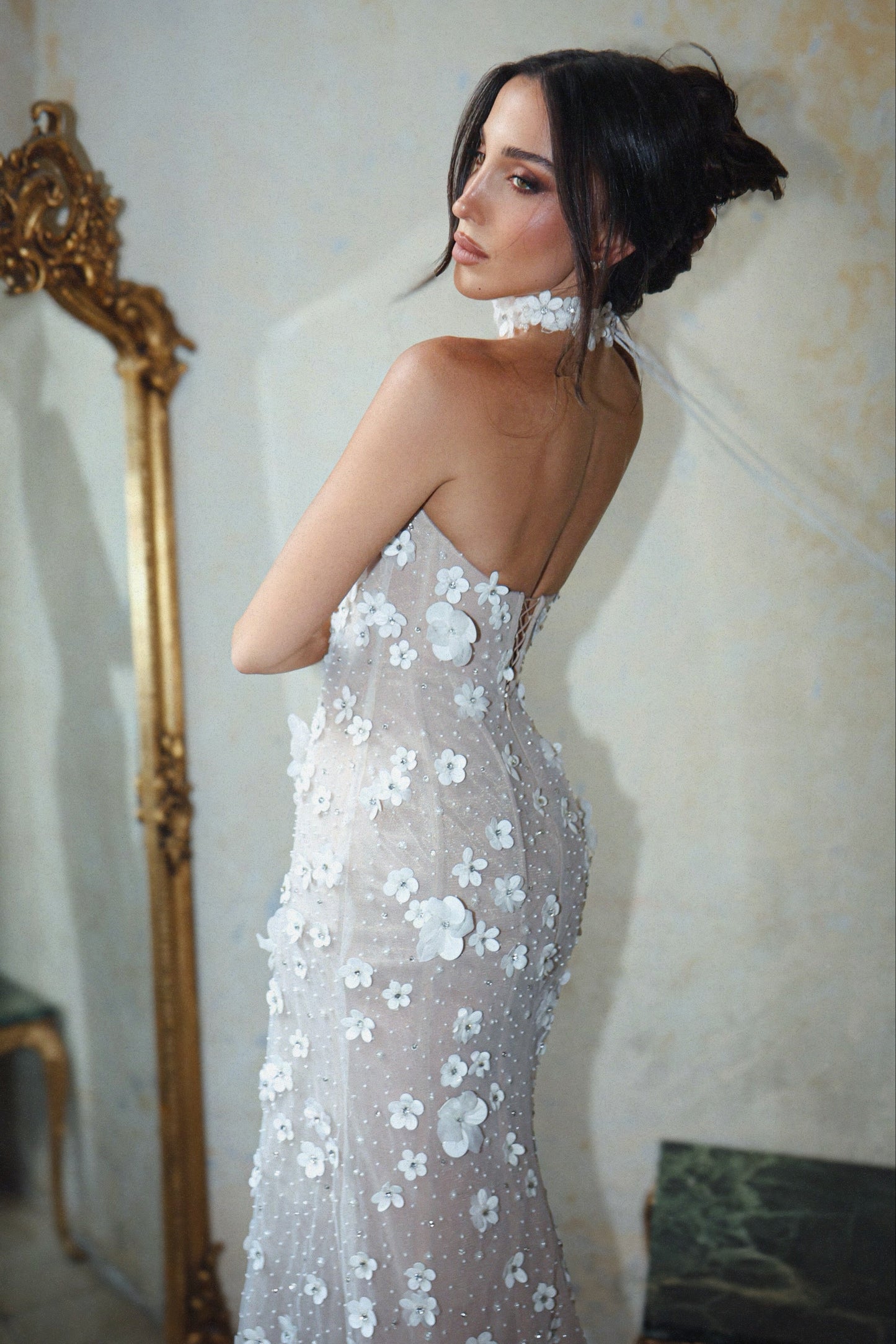 Strapless 3D Flower Corset Sheath Wedding Dress