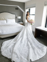 Strapless Sweetheart Floral Jacquard Wedding Dress
