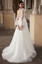 Lace Applique Long Sleeve Tulle Wedding Dress