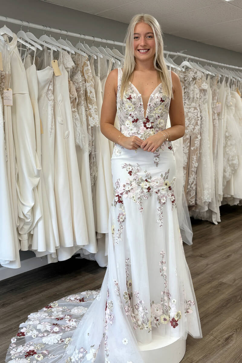 3D Floral Applique Mermaid Wedding Dress with Train