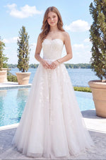 Strapless Lace Bodice Tulle Ball Gown