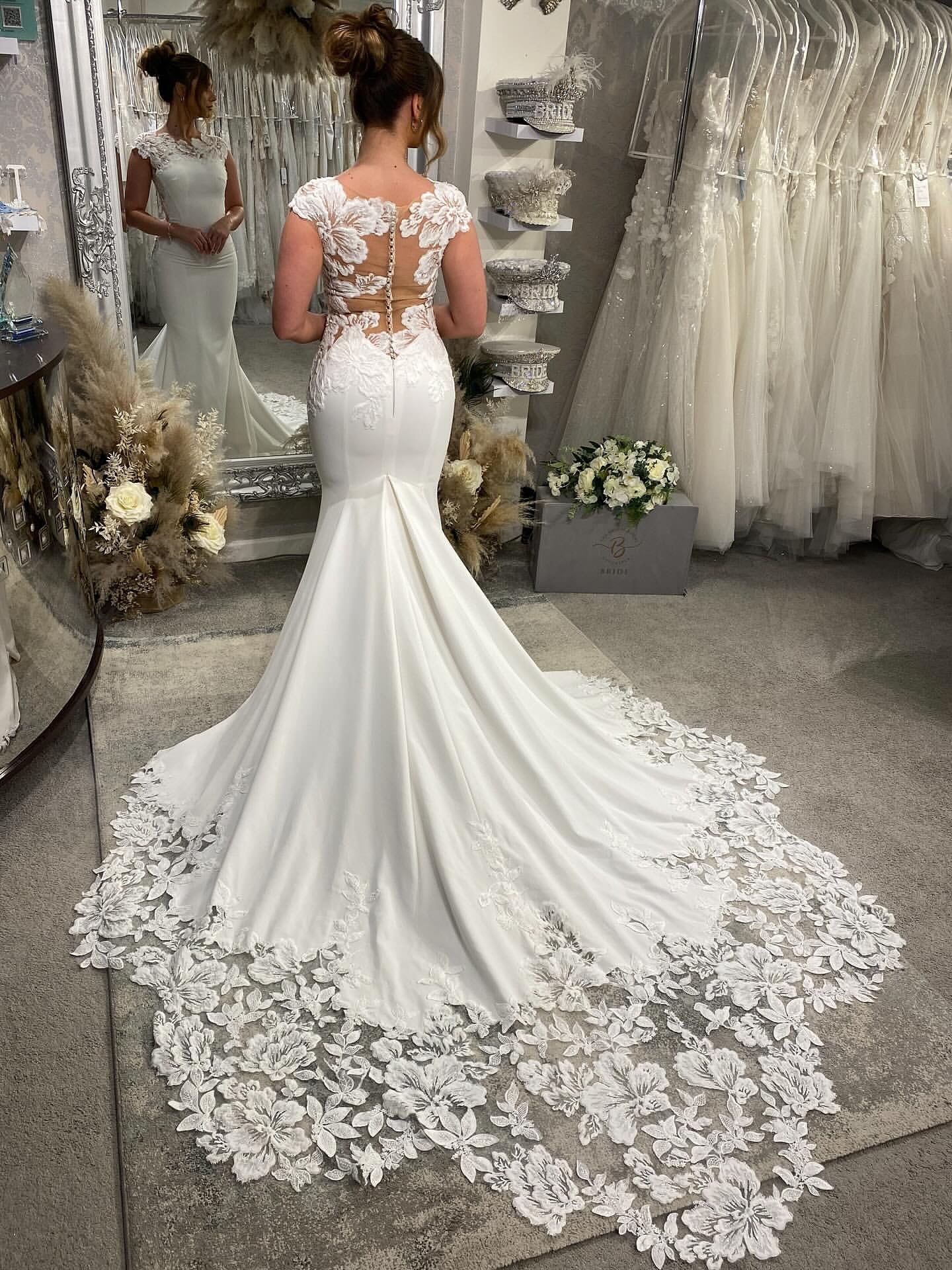 Cap Sleeve Mermaid Wedding Dress with Illusion Lace Back