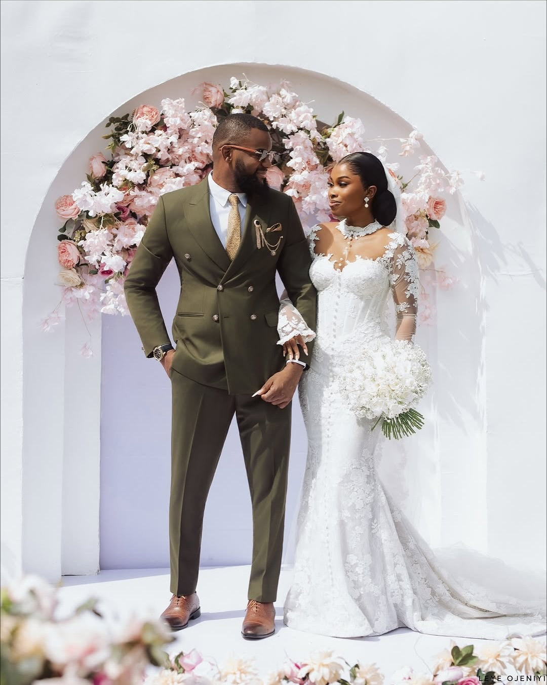 Mock Neck Lace Mermaid Wedding Dress with Long Sleeves