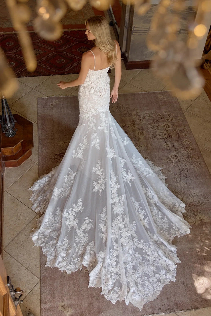 Lace Applique Mermaid Wedding Dress with Train