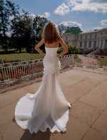 Strapless Ruched Trumpet Wedding Dress with 3D Flowers