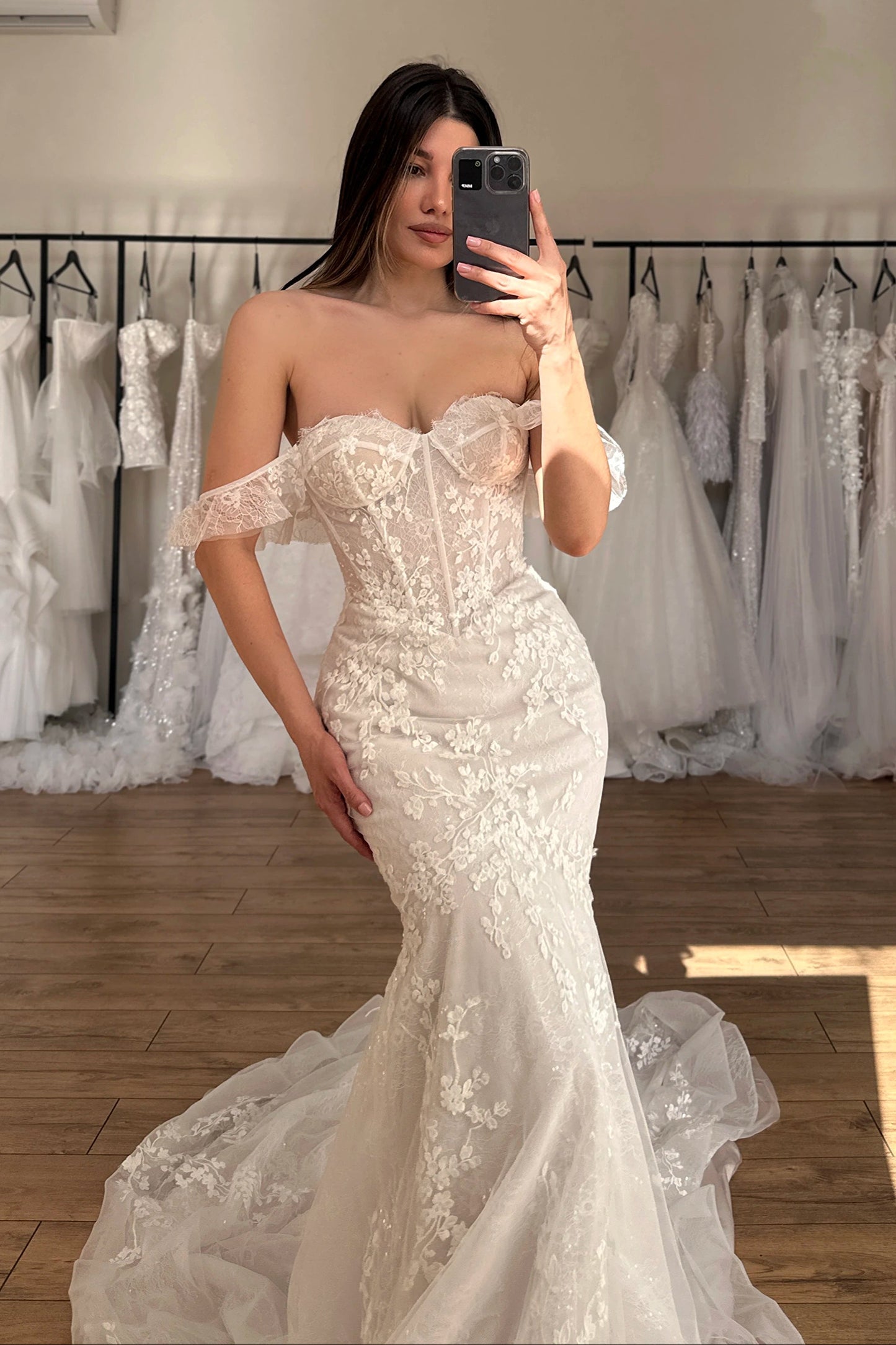 Off-the-Shoulder Corset Mermaid Wedding Dress
