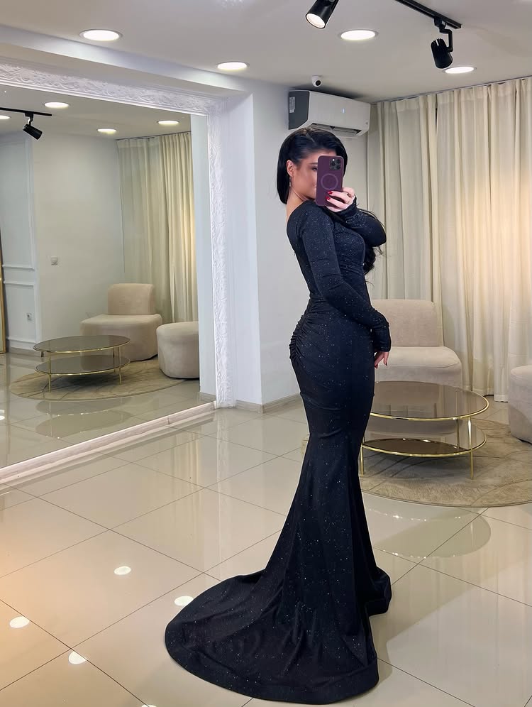 Elegant Sequins Sparkle Long Sleeve Mermaid Floor-Length Evening Dress