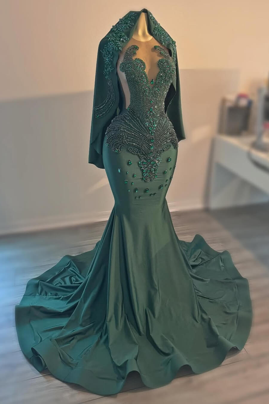 Dark Green Scoop Sleeveless Mermaid Prom Dress With Beadings Crystals