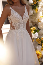 V-Neck Sleeveless A-Line Wedding Dress Tulle With Appliques