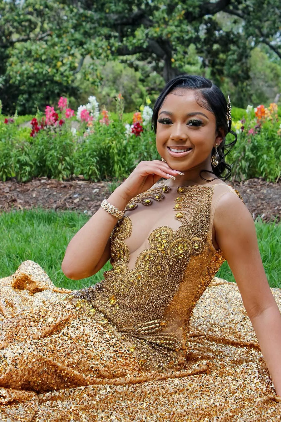 Modern Gold Sleeveless Sequins Mermaid Prom Dress Long With Crystals On Sale