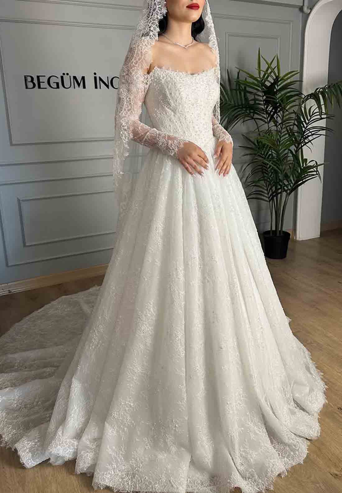Lace A-Line Court Train Long Sleeves Empire Wedding Dresses with Beading