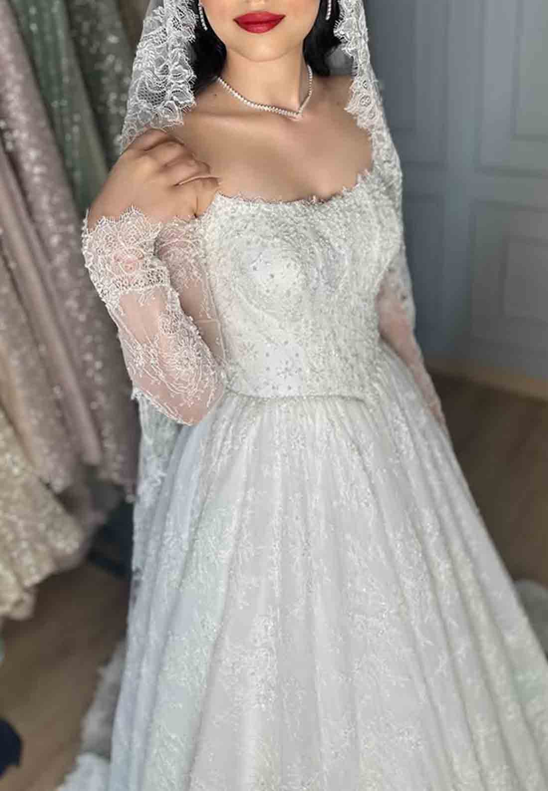 Lace A-Line Court Train Long Sleeves Empire Wedding Dresses with Beading