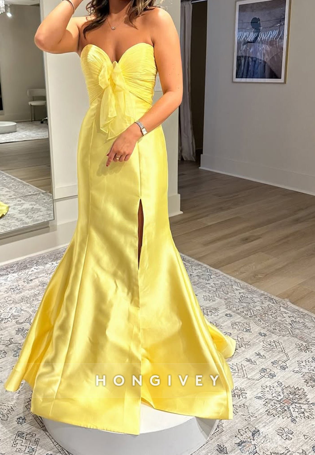 Yellow Bowknot Pleats Side Split Classic Prom Dresses witn Brush Train