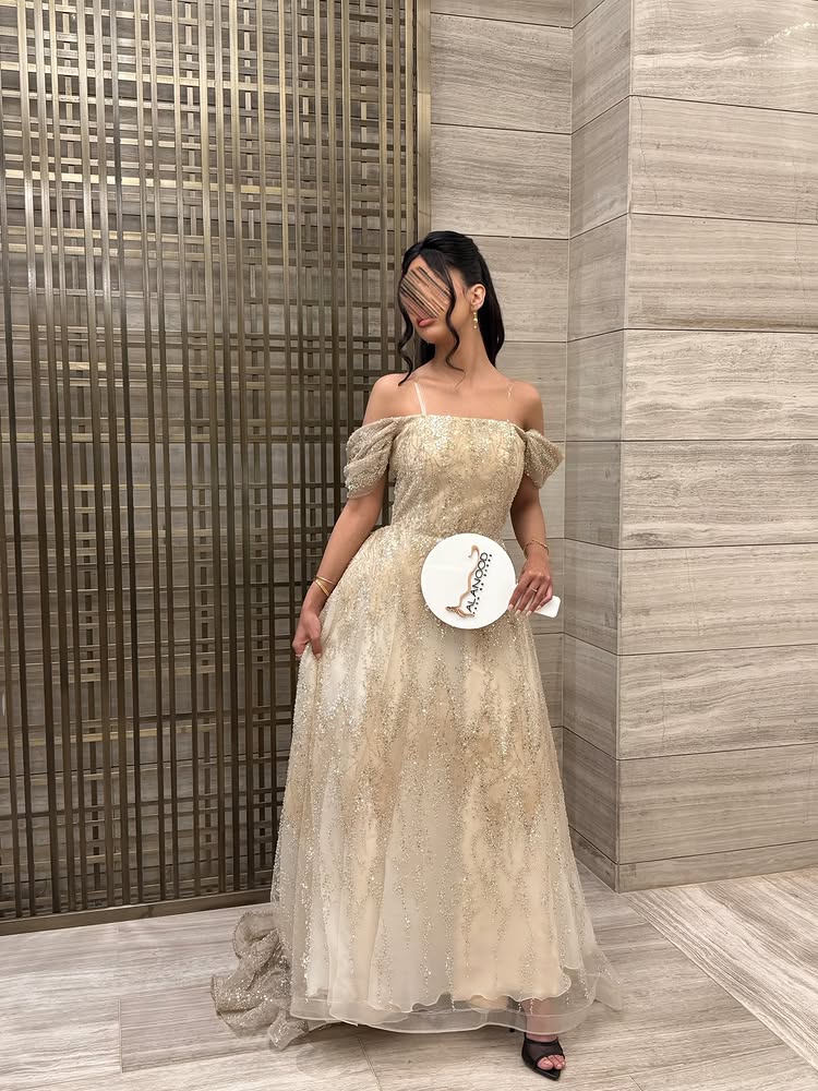 Luxury Off the Shoulder A-Line Sleeveless Beaded Sparkle Evening Dress