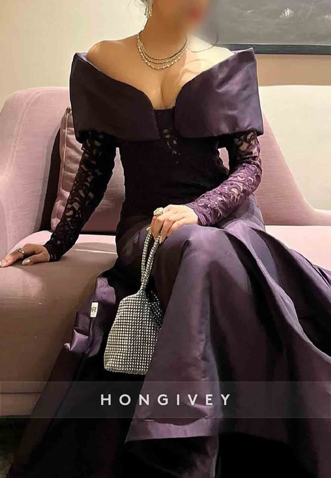 Elegant Off-Shoulder Long Sleeves Trumpet Pleated Floor-Length Evening Gowns