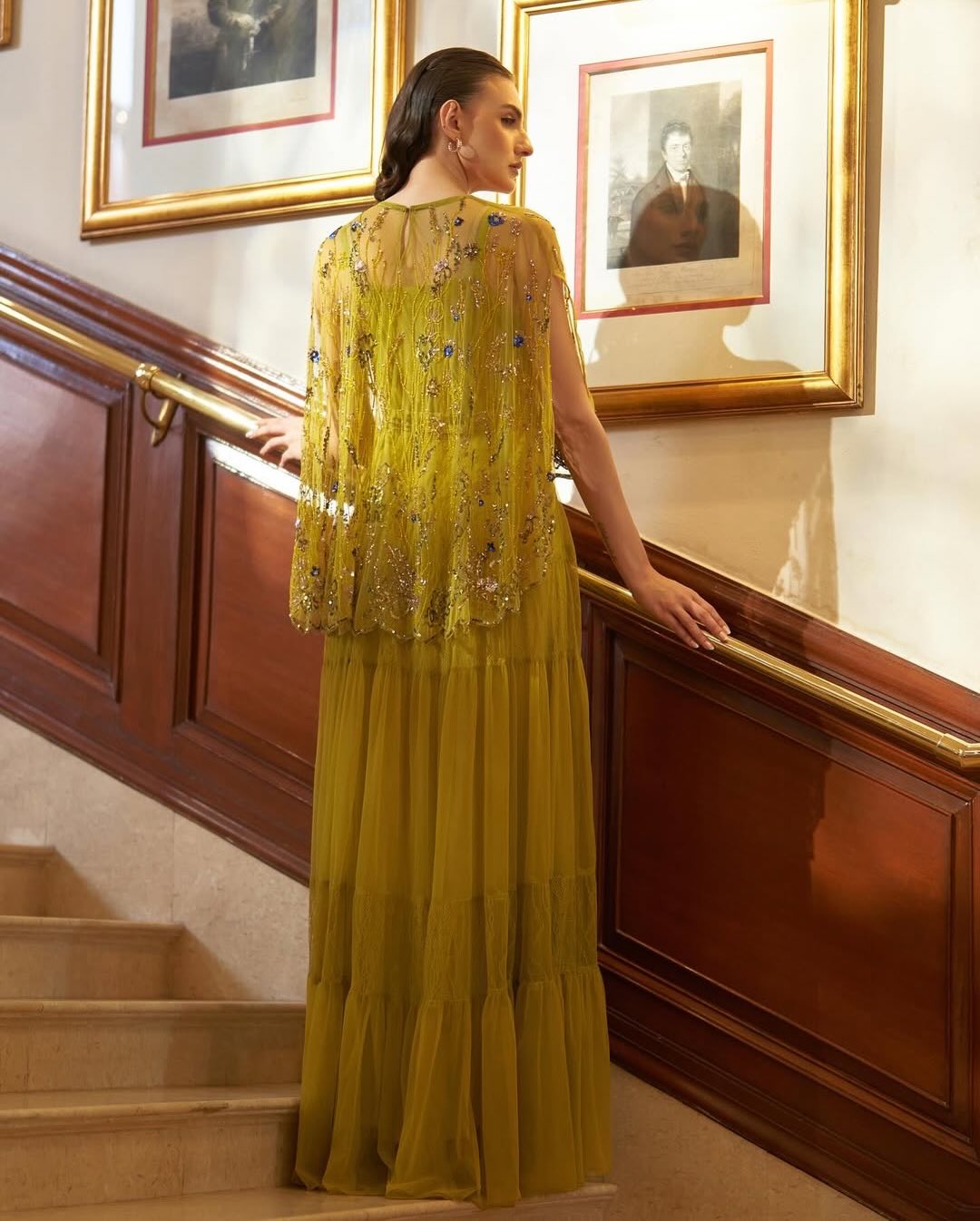 Green Tulle A-Line Sequins Sparkle Appliques Cape Sleeve Evening Dress