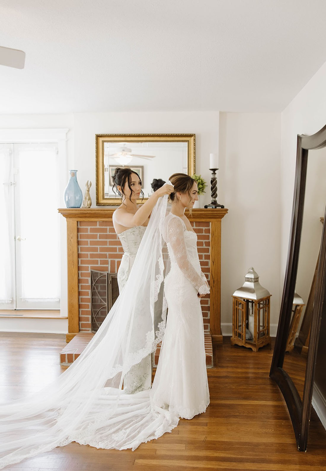 Square Neck Lace Long Sleeve Mermaid Wedding Dress Floor-Length