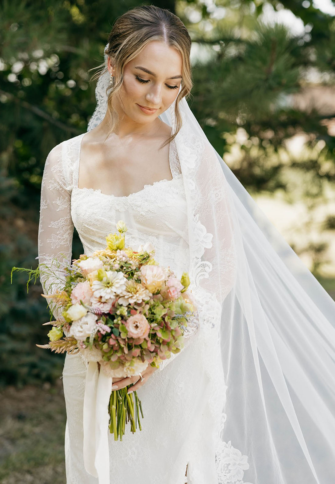 Square Neck Lace Long Sleeve Mermaid Wedding Dress Floor-Length