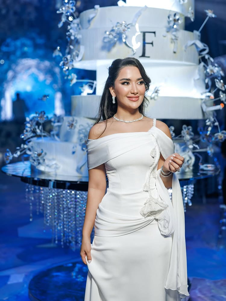 Flowers Applique Off the Shoulder Sleeveless Mermaid Floor-Length Evening Dress