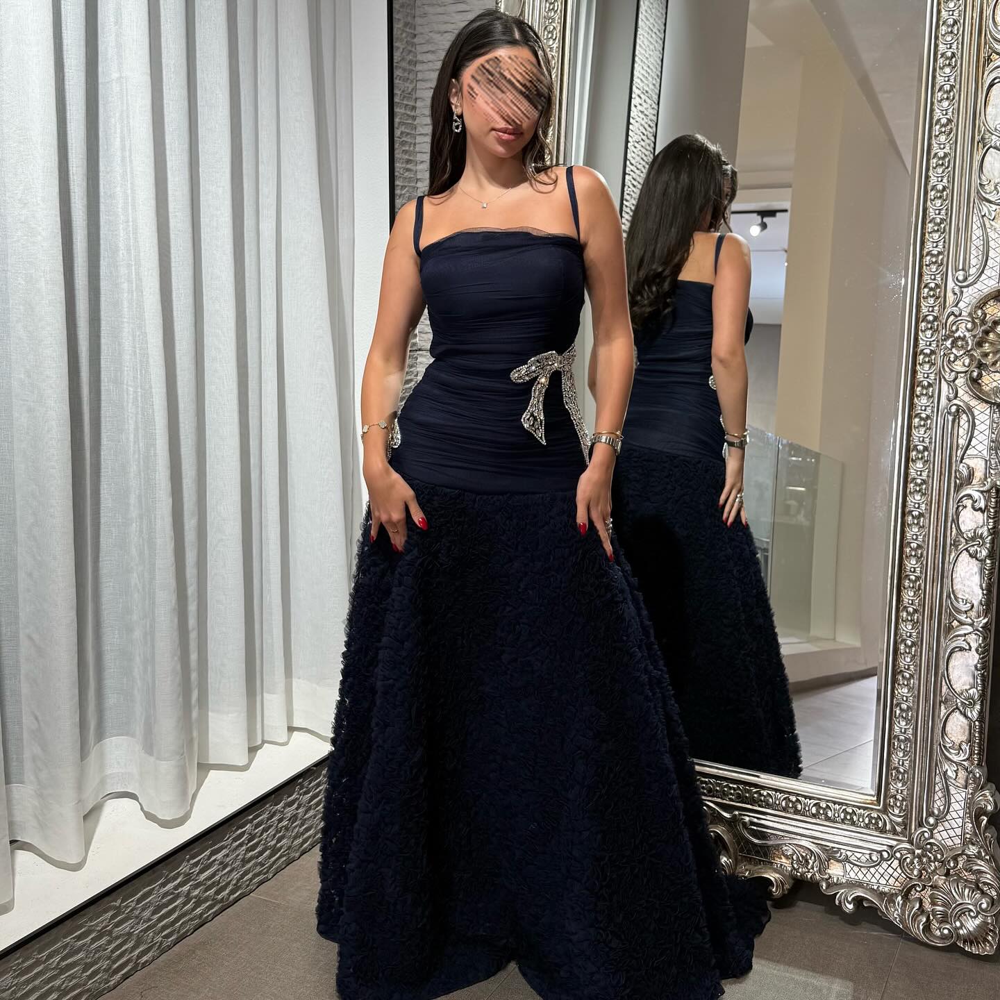 Spaghetti Straps Sleeveless Beaded Bow A-Line Floor-Length Evening Dress