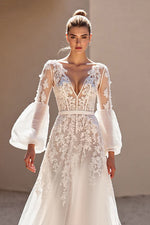 Long Sleeves V-Neck Tulle Bridal Dress A-Line With Lace Appliques Open Back