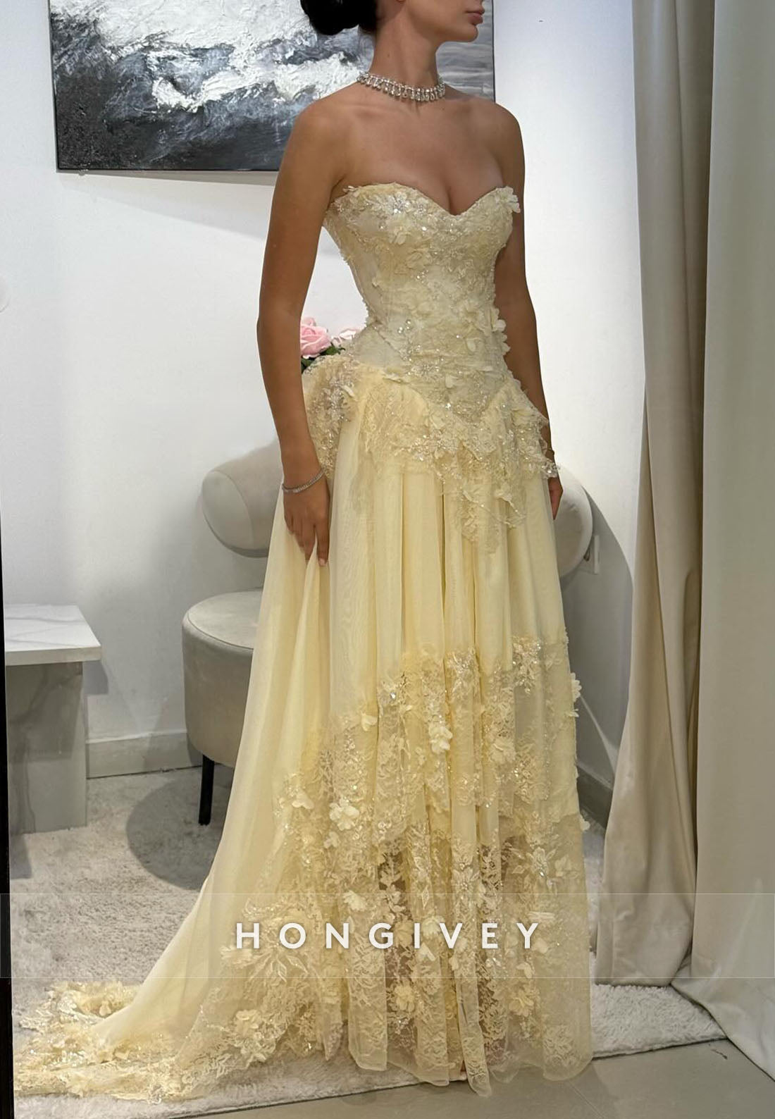 Yellow A-Line Floor-Length Strapless Sweetheart Evening Gowns with Appliques