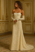 Embroidery Sleeveless Strapless Square Long Wedding Dress With Gloves