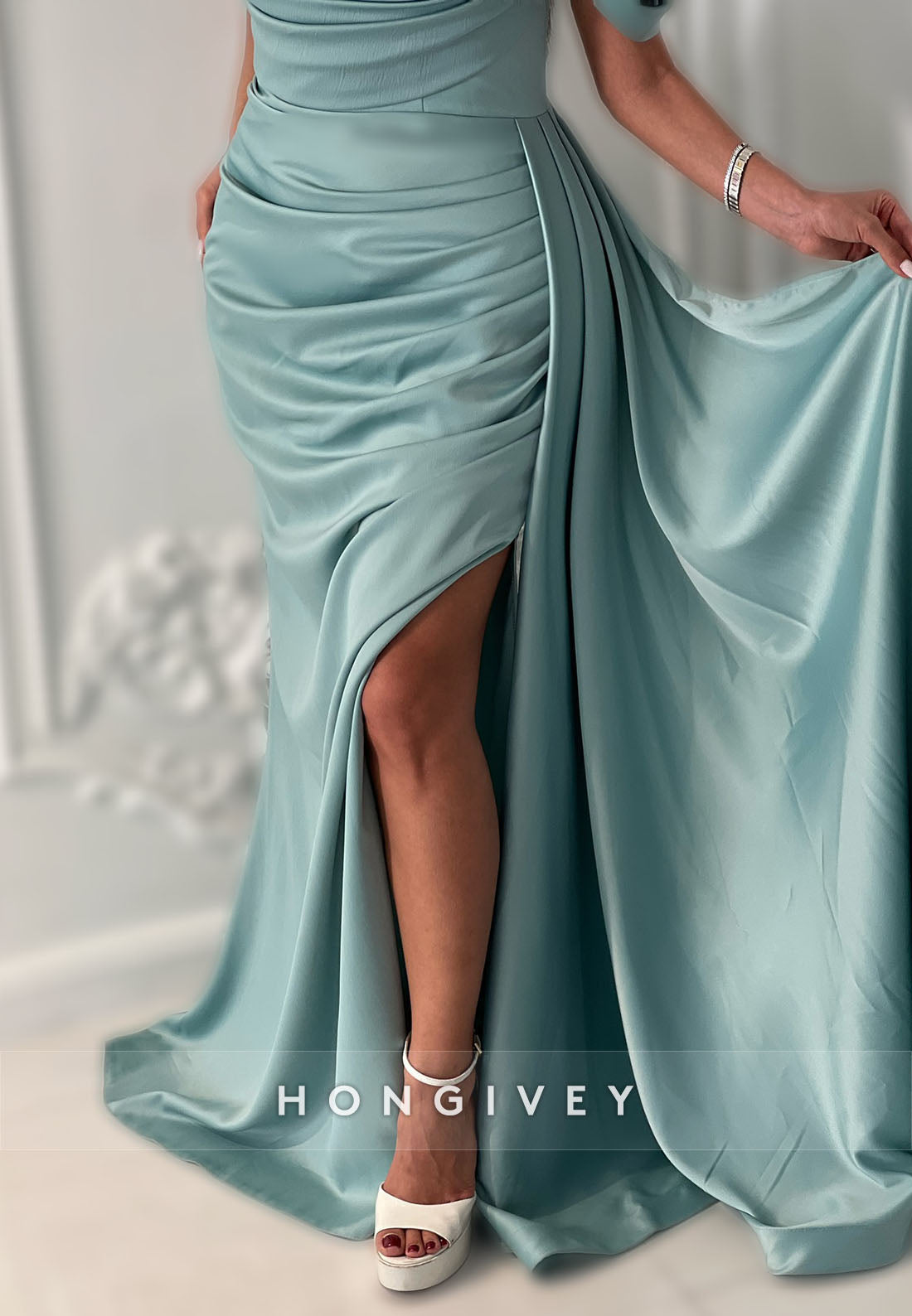 Off-Shoulder Side Slit Satin Floor-Length Trumpet Evening Gown Side Draping