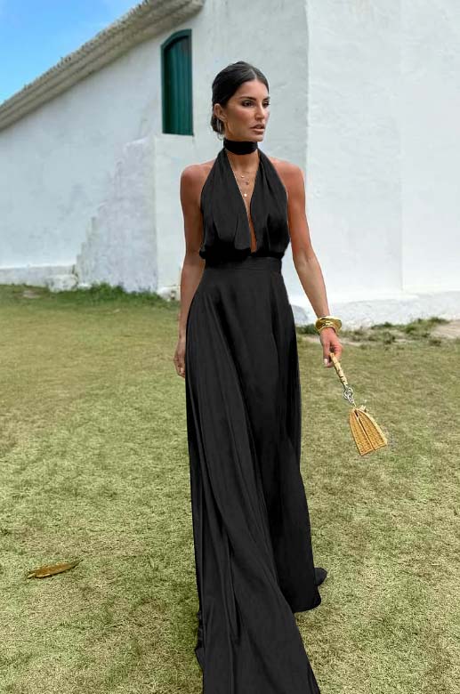 Charming Sleeveless Halter V Neck Long Prom Dress With Pleated