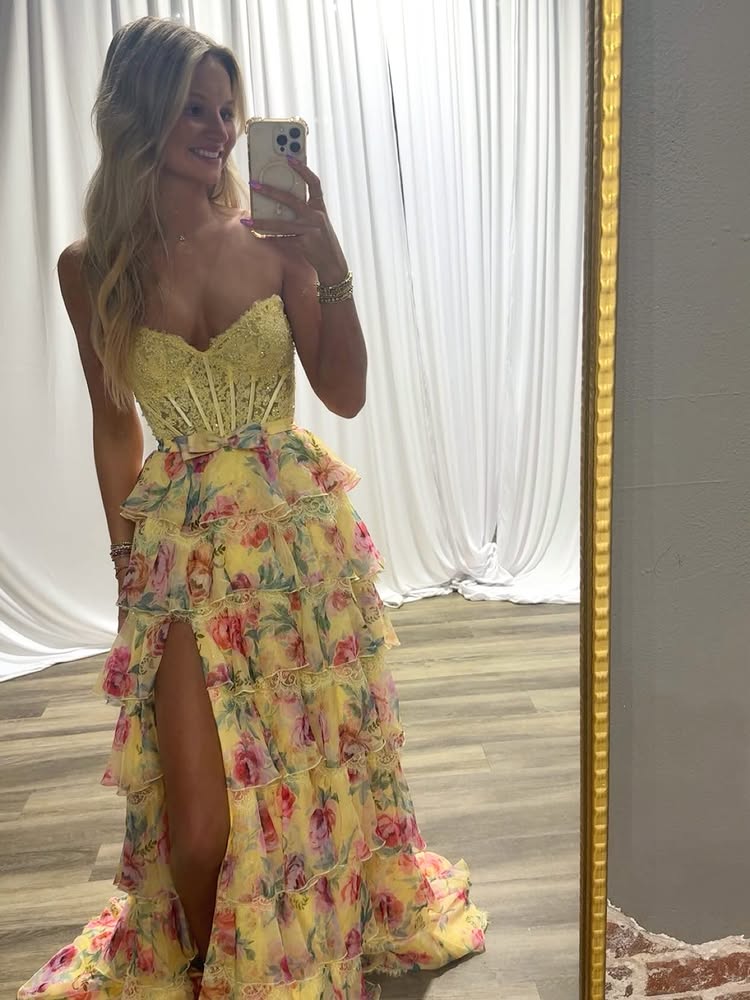 Yellow Sweetheart Sleeveless A-Line Floral Print Side Slit Prom Dress