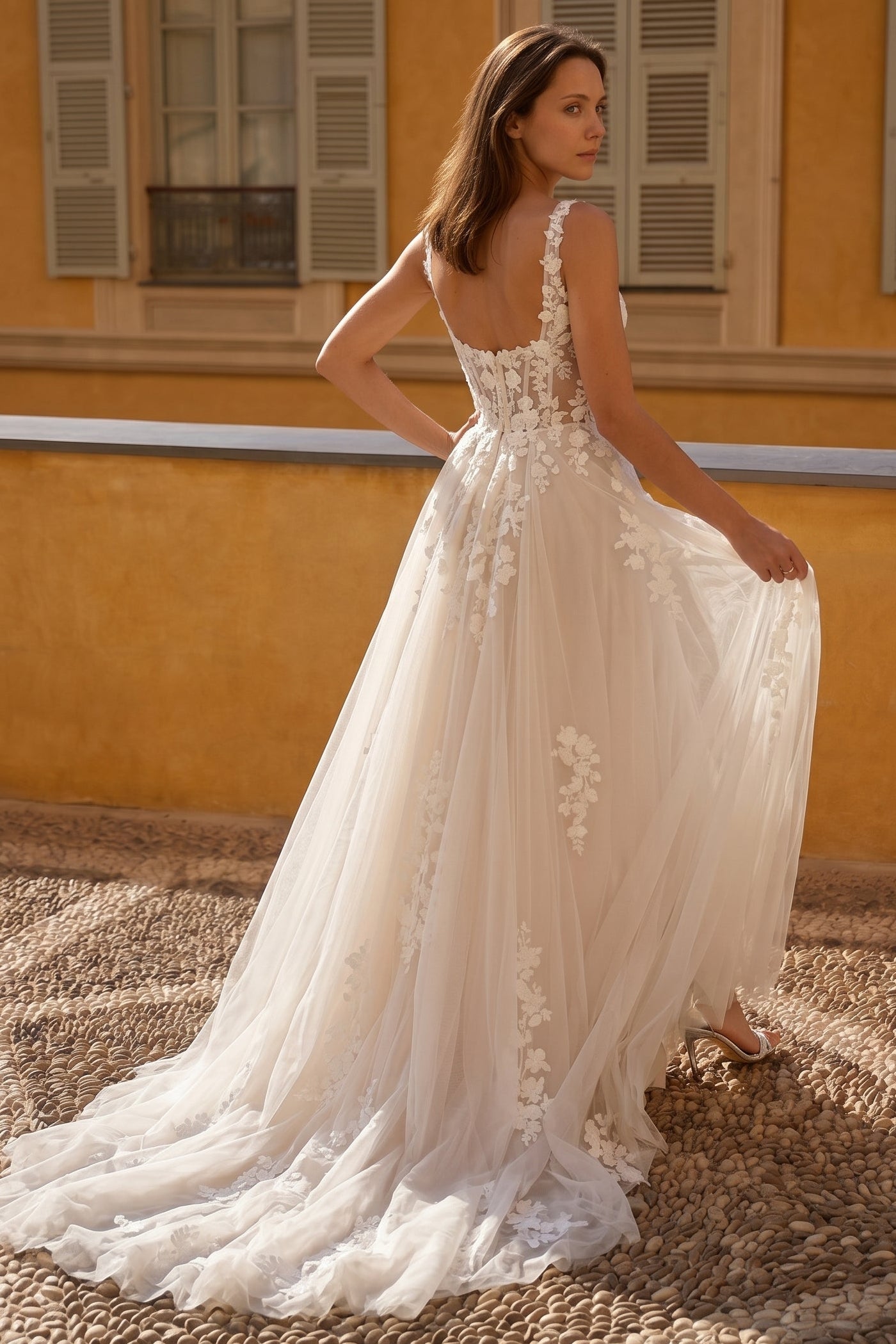 Applique Spaghetti Straps Sleeveless A-Line Wedding Dress