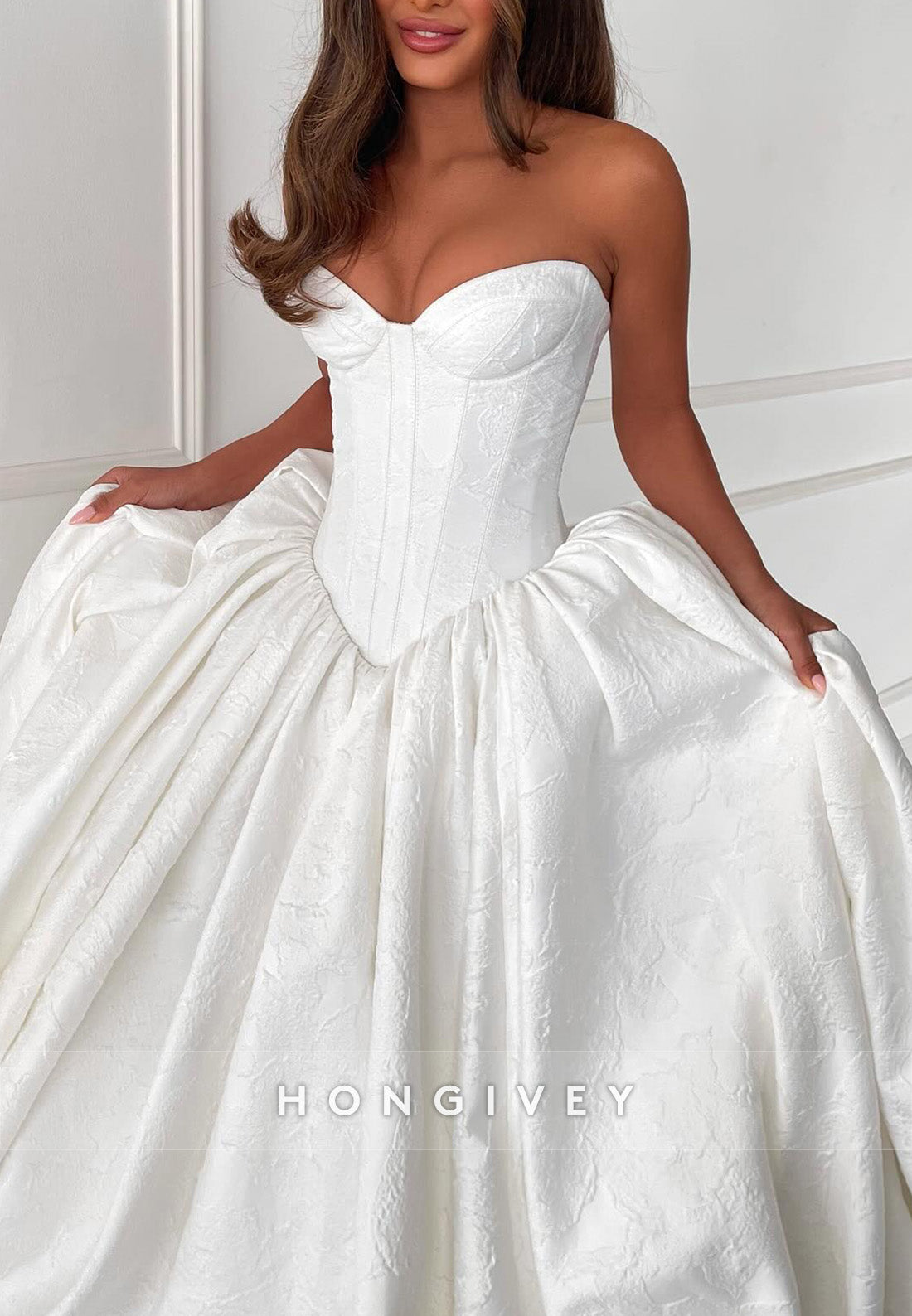 Sweetheart Strapless Court Train Ball Gowns Pleated Wedding Dresses