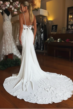 Elegant Ivory Lace Appliqué Mermaid Wedding Dress with Spaghetti Straps Low Back