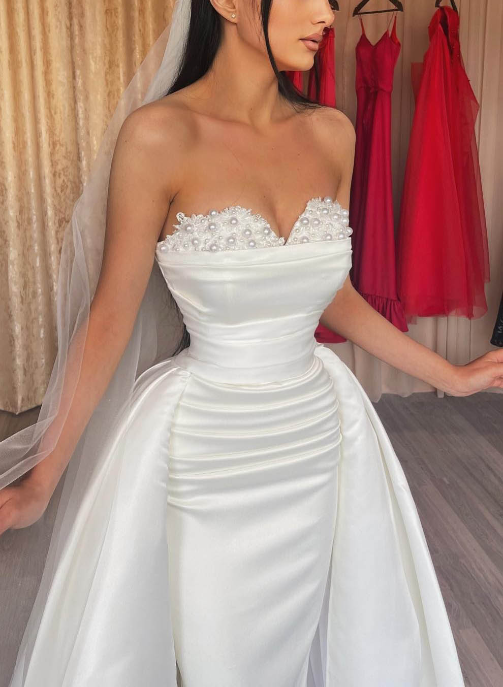 Elegant Sweetheart Detachable Train Lace Sleeves Wedding Dresses