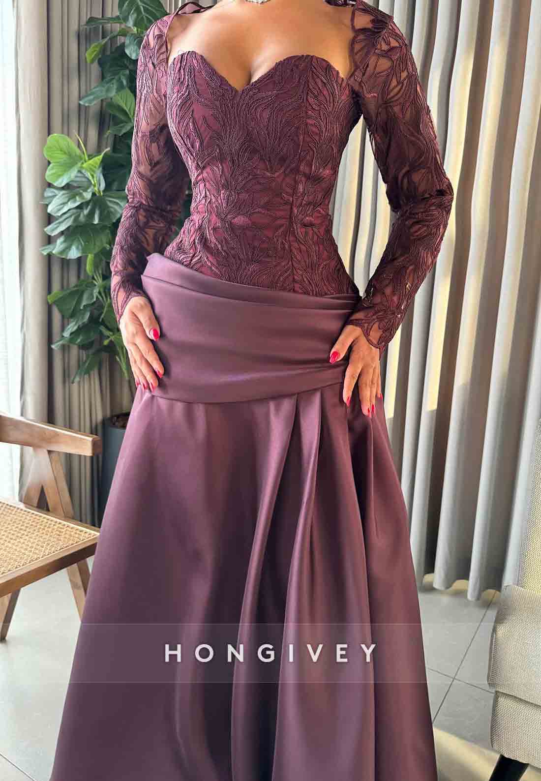 Sweetheart Grape Long Sleeves A-Line Pleated Satin Evening Gowns