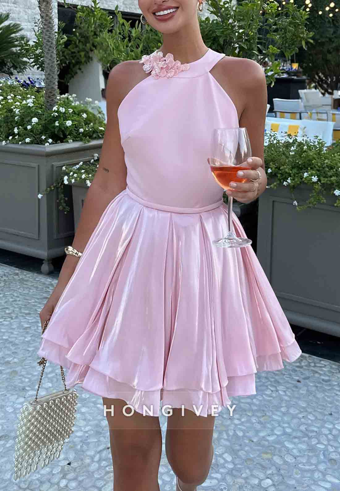 Halter Light Pink A-Line Sleeveless Short Ruched Homecoming Dress