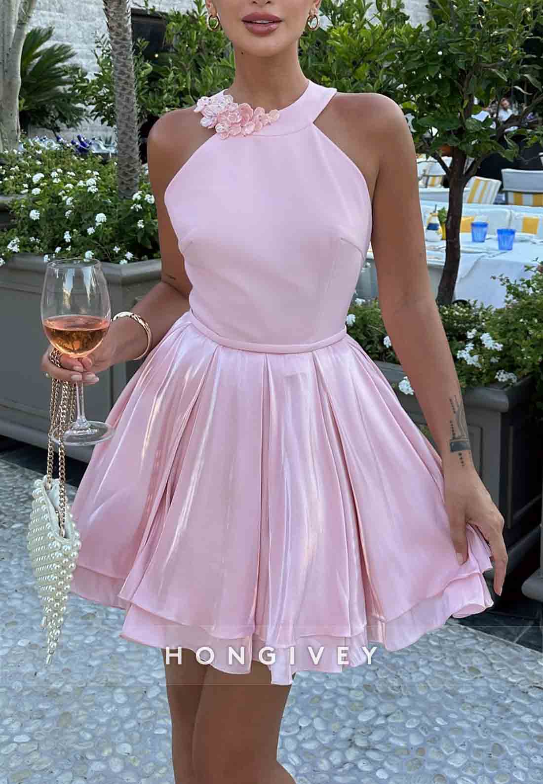 Halter Light Pink A-Line Sleeveless Short Ruched Homecoming Dress
